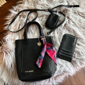 Steve Madden Crossbody With Earbuds case keychain and ID/card holder-Black